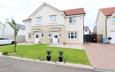 Unicorn Homes Brackenhill Crescent